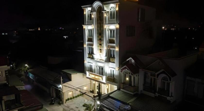 Yurii Hotel Phan Thiết Buitenkant foto