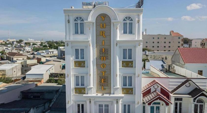 Yurii Hotel Phan Thiết Buitenkant foto